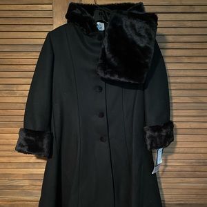 British Vogue USA black Dress Coat size 8 NWT